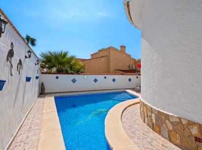 Villa · Resale - Rojales · Alicante · Spain