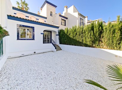 Town house · Resale - Orihuela Costa · Villamartín · Alicante · Spain