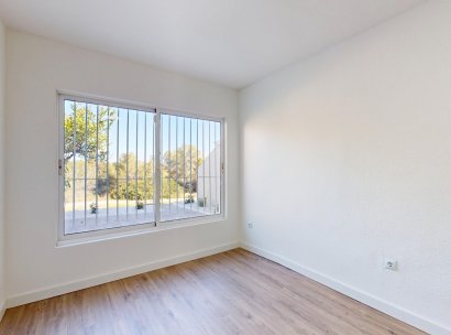 Bungalow · Herverkoop - Orihuela Costa · Villamartín · Alicante · Spanje