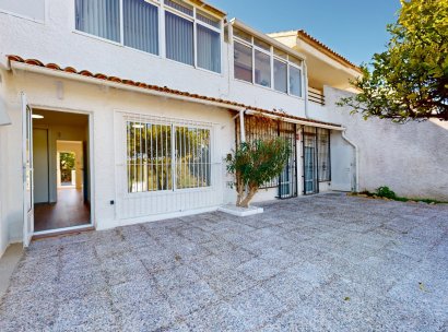 Bungalow · Herverkoop - Orihuela Costa · Villamartín · Alicante · Spanje