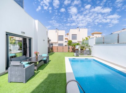 Villa · Herverkoop - Torrevieja · Alicante · Spanje