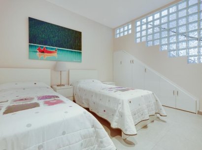Villa · Herverkoop - Torrevieja · Alicante · Spanje