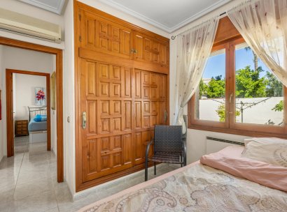 Villa · Reventa - Ciudad Quesada - Rojales · Alicante · España