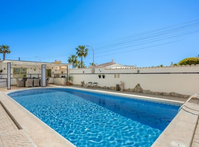 Villa · Reventa - Ciudad Quesada - Rojales · Alicante · España