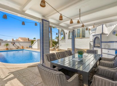 Villa · Reventa - Ciudad Quesada - Rojales · Alicante · España