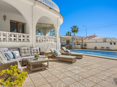 Villa · Reventa - Ciudad Quesada - Rojales · Alicante · España