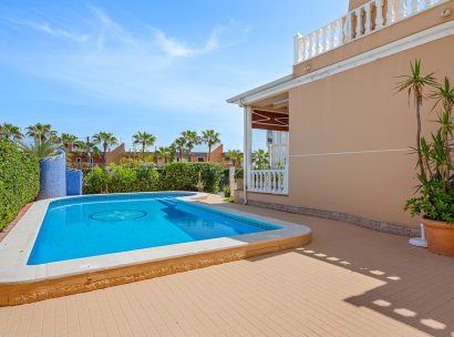 Villa · Herverkoop - Torrevieja · La Mata · Alicante · Spanje