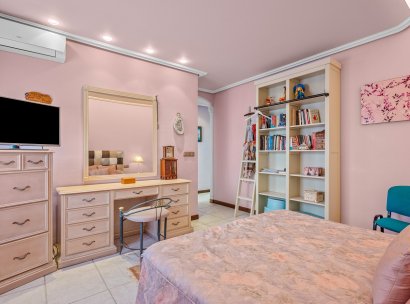 Villa · Herverkoop - Torrevieja · La Mata · Alicante · Spanje