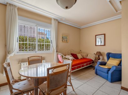 Villa · Herverkoop - Torrevieja · La Mata · Alicante · Spanje