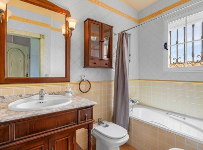 Villa · Herverkoop - Torrevieja · La Mata · Alicante · Spanje