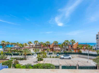 Villa · Herverkoop - Torrevieja · La Mata · Alicante · Spanje