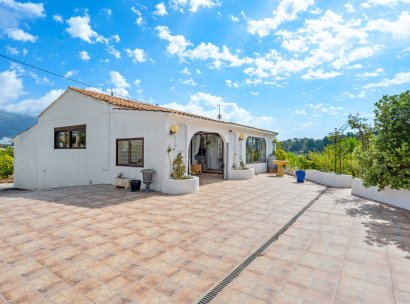 Country estate · Wiederverkauf - La Nucía · Alicante · Spanien