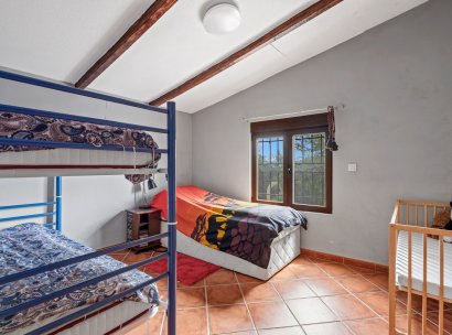 Country estate · Wiederverkauf - La Nucía · Alicante · Spanien