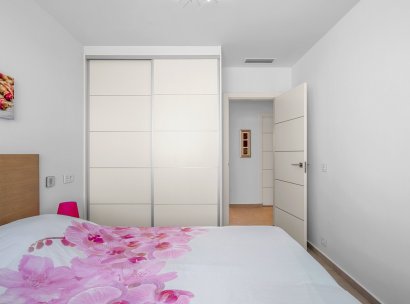 Villa · Herverkoop - La Marina · Alicante · Spanje