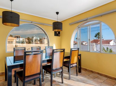 Villa · Reventa - Ciudad Quesada - Rojales · Alicante · España