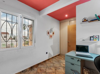 Villa · Reventa - Ciudad Quesada - Rojales · Alicante · España