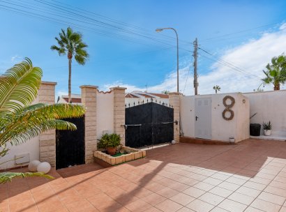 Villa · Reventa - Ciudad Quesada - Rojales · Alicante · España