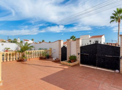 Villa · Reventa - Ciudad Quesada - Rojales · Alicante · España
