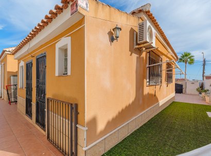 Villa · Reventa - Ciudad Quesada - Rojales · Alicante · España