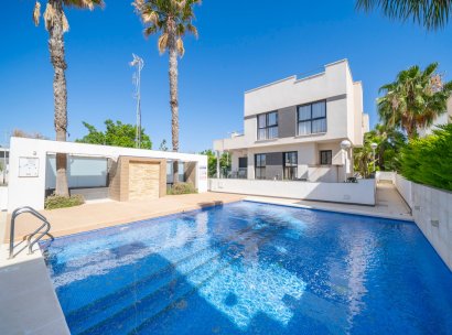 Villa · Resale - Ciudad Quesada - Rojales · Alicante · Spain