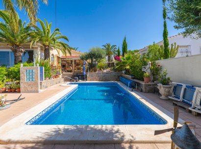 Villa · Resale - Rojales · Alicante · Spain