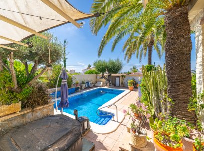 Villa · Resale - Rojales · Alicante · Spain