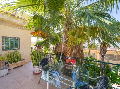 Villa · Resale - Rojales · Alicante · Spain