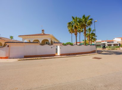 Villa · Wiederverkauf - Ciudad Quesada - Rojales · Alicante · Spanien