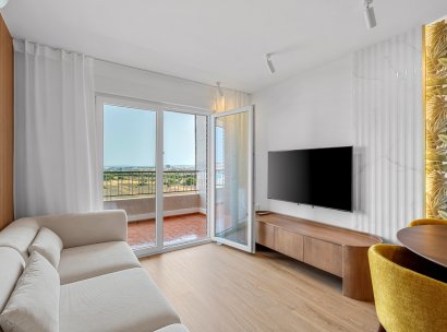 Appartement · Herverkoop - Torrevieja · Punta Prima · Alicante · Spanje