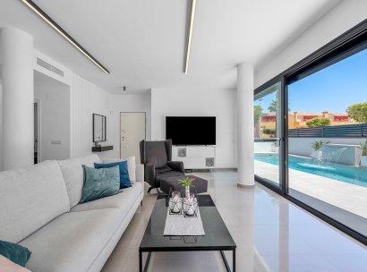 Villa · Återförsäljning - Guardamar del Segura · Alicante · Spanien