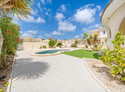 Villa · Resale - Ciudad Quesada - Rojales · Alicante · Spain
