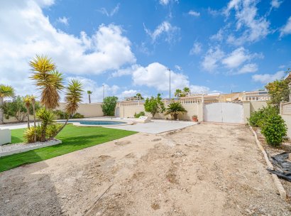 Villa · Resale - Ciudad Quesada - Rojales · Alicante · Spain