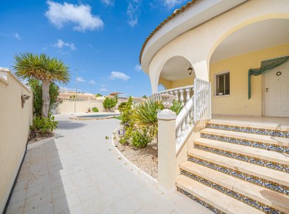 Villa · Resale - Ciudad Quesada - Rojales · Alicante · Spain