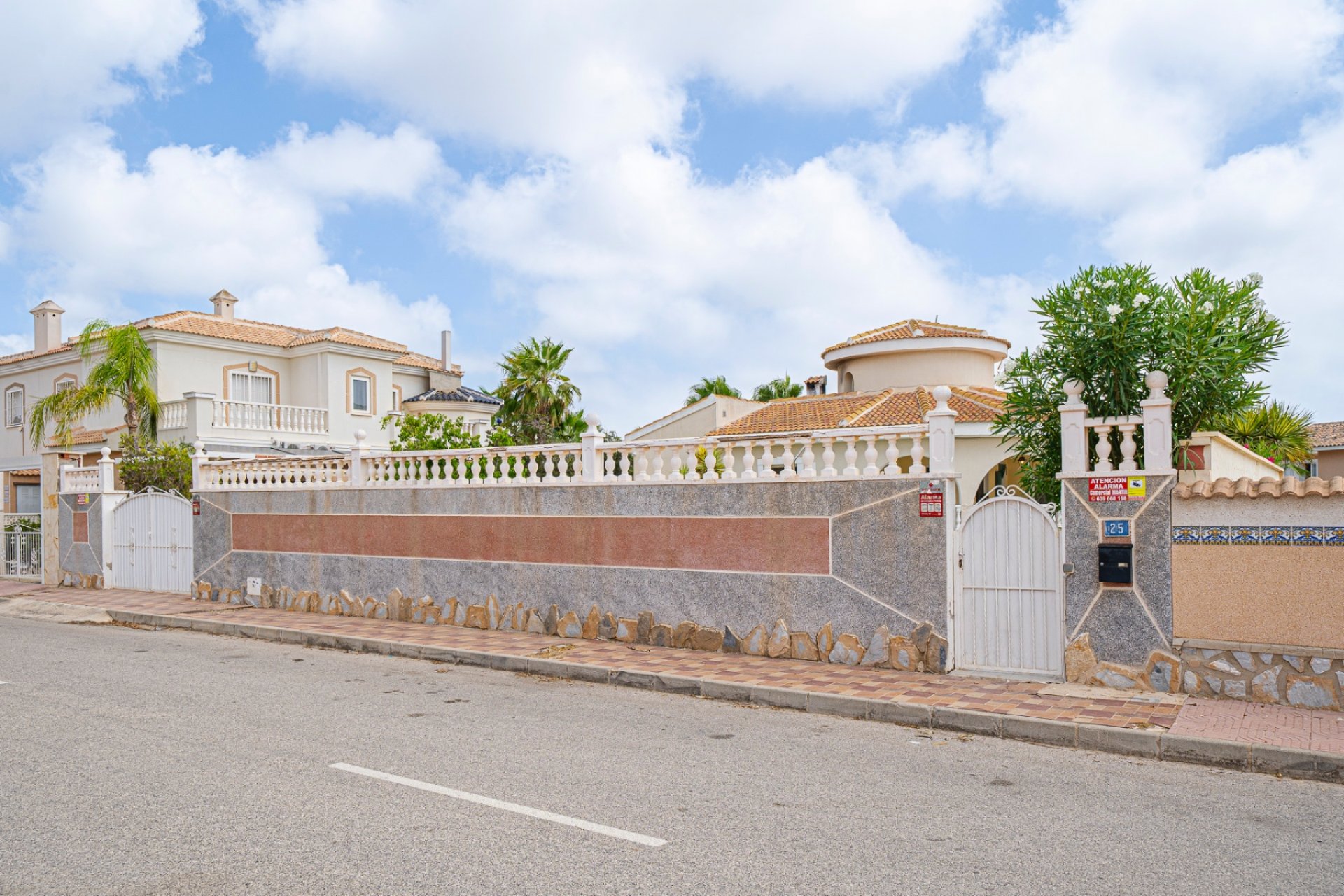 Resale - Villa - Ciudad Quesada - Rojales