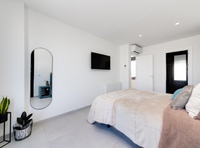 Villa · Nieuwbouw Woningen - Lo Romero Golf · Alicante · Spanje