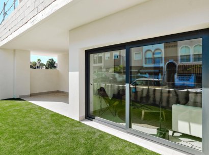 Bungalow · New Build - Torrevieja · Villa Amalia · Alicante · Spain