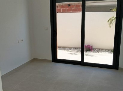 Villa · Nieuwbouw Woningen - Lo Romero Golf · Alicante · Spanje