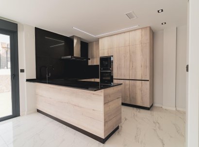 Villa · Nieuwbouw Woningen - Orihuela Costa · Punta Prima · Alicante · Spanje