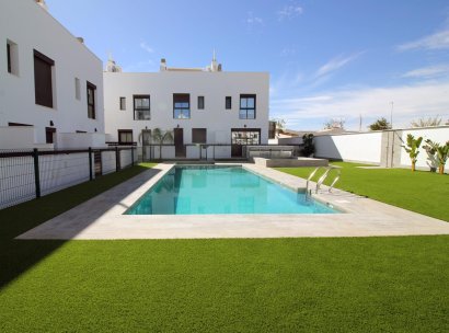 Town house · New Build - Pilar de la Horadada · parque Andromeda · Alicante · Spain