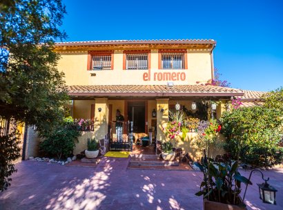 Commercial property · Resale - Hondón de las Nieves · Alicante · Spain