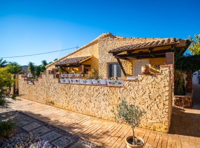 Commercial property · Resale - Hondón de las Nieves · Alicante · Spain