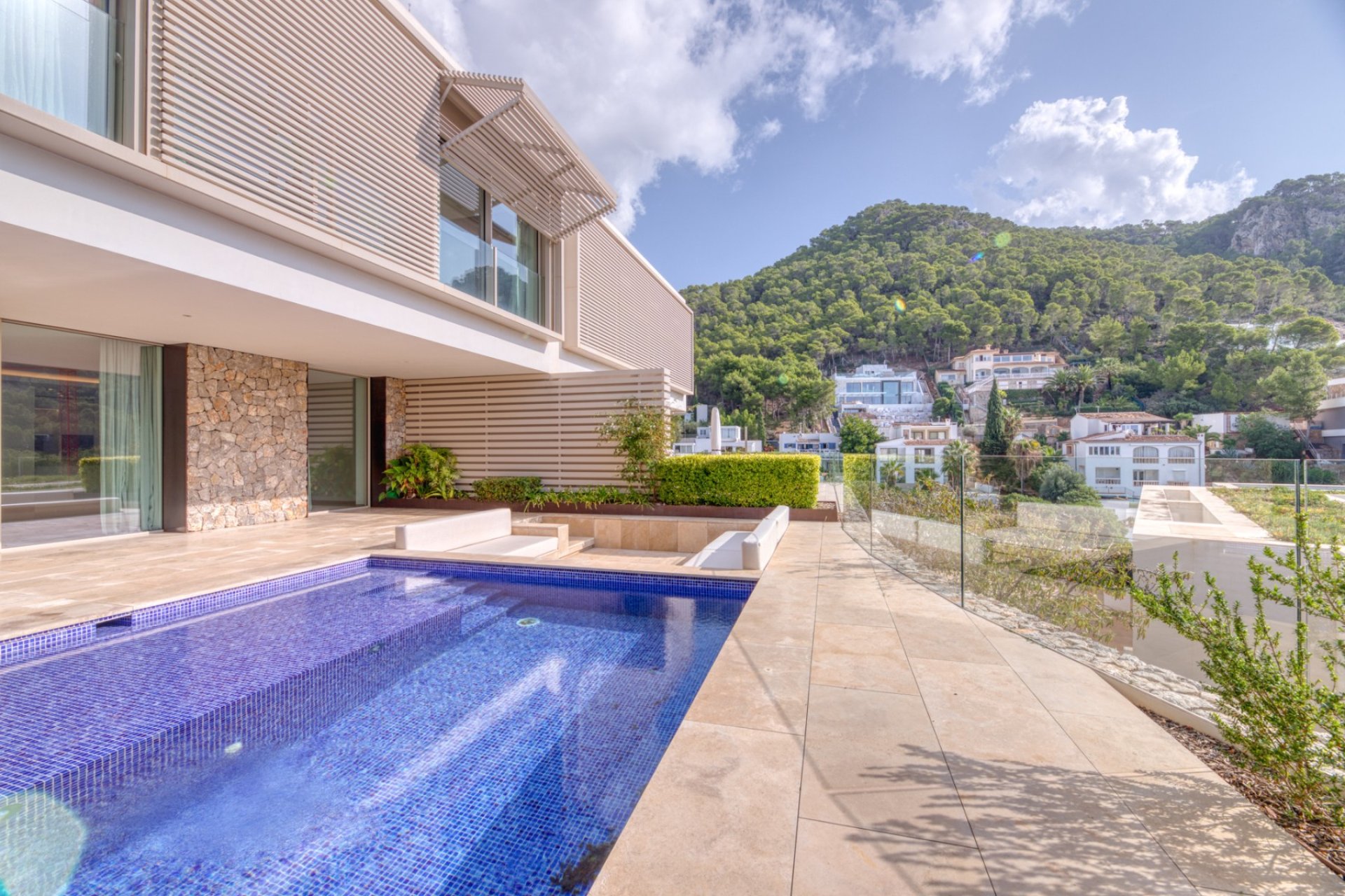 Resale - Villa - Port d'Andratx