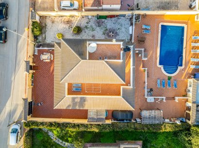 Villa · Herverkoop - Torrevieja · LOS BALCONES - LOS ALTOS · Alicante · Spanje
