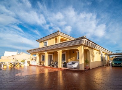 Villa · Herverkoop - Torrevieja · LOS BALCONES - LOS ALTOS · Alicante · Spanje