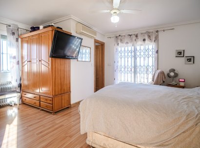 Villa · Herverkoop - Torrevieja · LOS BALCONES - LOS ALTOS · Alicante · Spanje