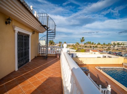 Villa · Herverkoop - Torrevieja · LOS BALCONES - LOS ALTOS · Alicante · Spanje