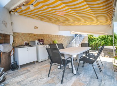 Villa · Herverkoop - La Marina · Alicante · Spanje