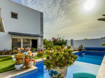 Villa · Återförsäljning - Torreta Florida · Alicante · Spanien