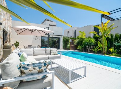 Villa · Herverkoop - La Finca Golf · Alicante · Spanje