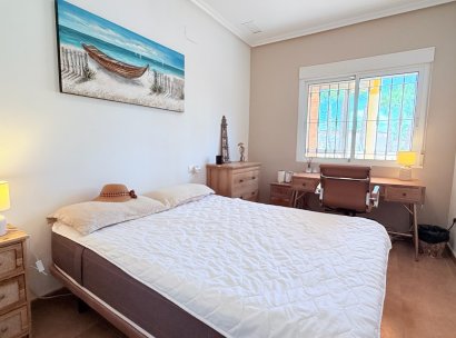 Villa · Återförsäljning - Catral · Alicante · Spanien